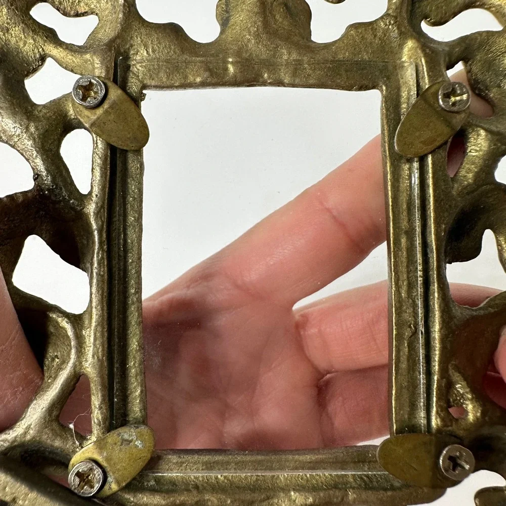Vintage Ornate Small Picture Frame Heavy Metal Scrollwork Swing Arm‎ Glass
